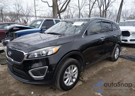 2018 Kia Sorento 2.4L Lx z USA, uszkodzony, nr VIN 5XYPGDA33JG351118